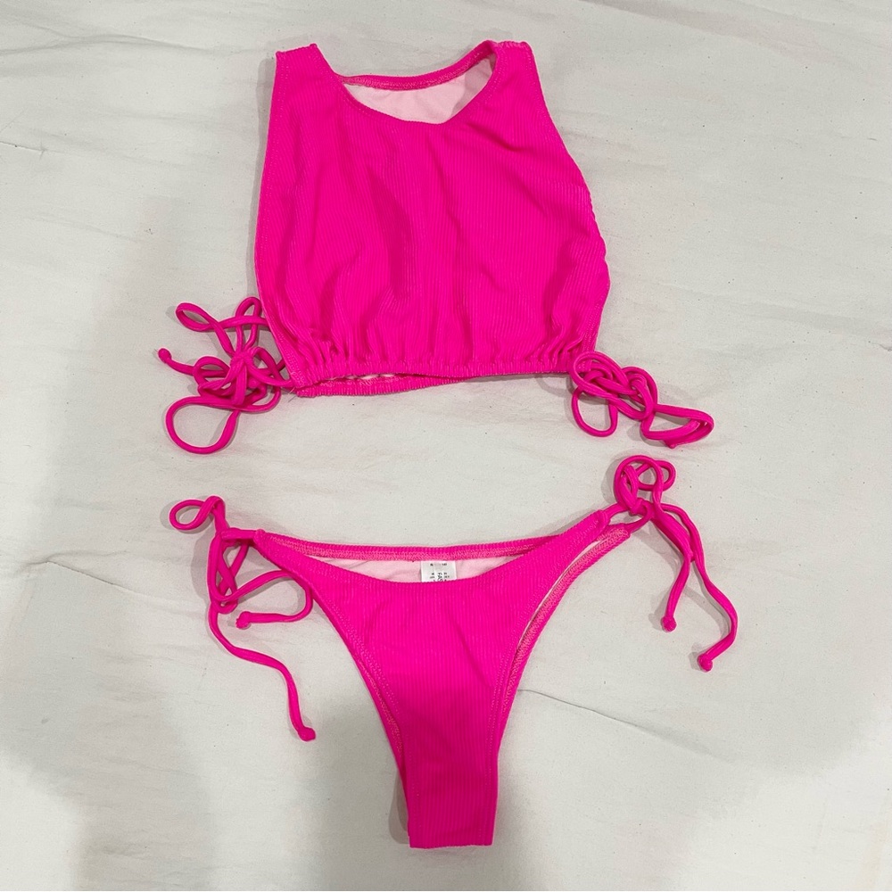 NWOT Fashion Nova Hot Pink Fuchsia Two Piece Ribbed Bikini Swimsuit Size Small